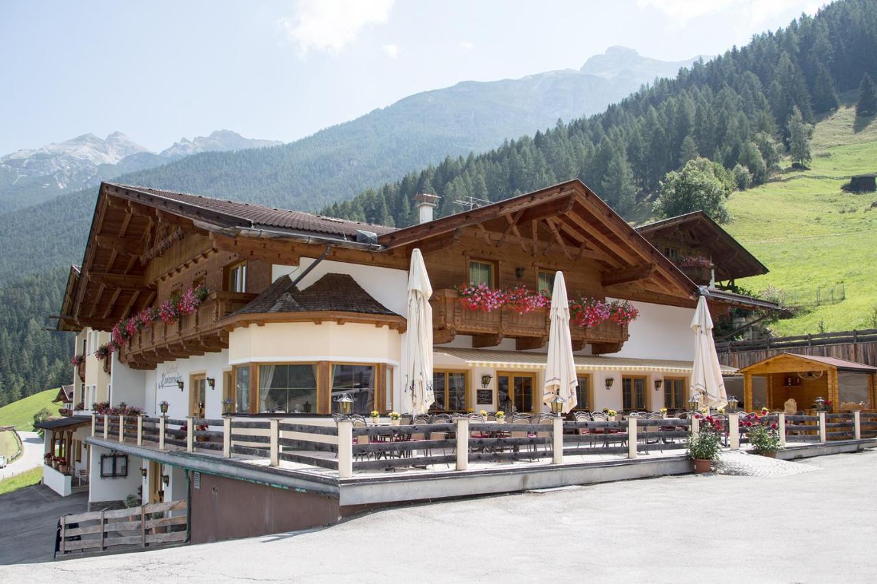 Kratzerwirt Apartments Нойштифт-им-Штубайталь Экстерьер фото