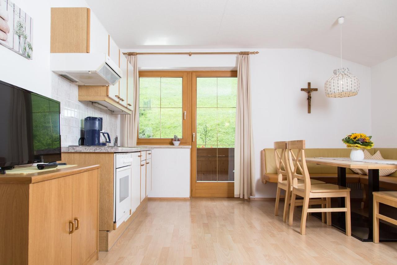 Kratzerwirt Apartments Нойштифт-им-Штубайталь Экстерьер фото