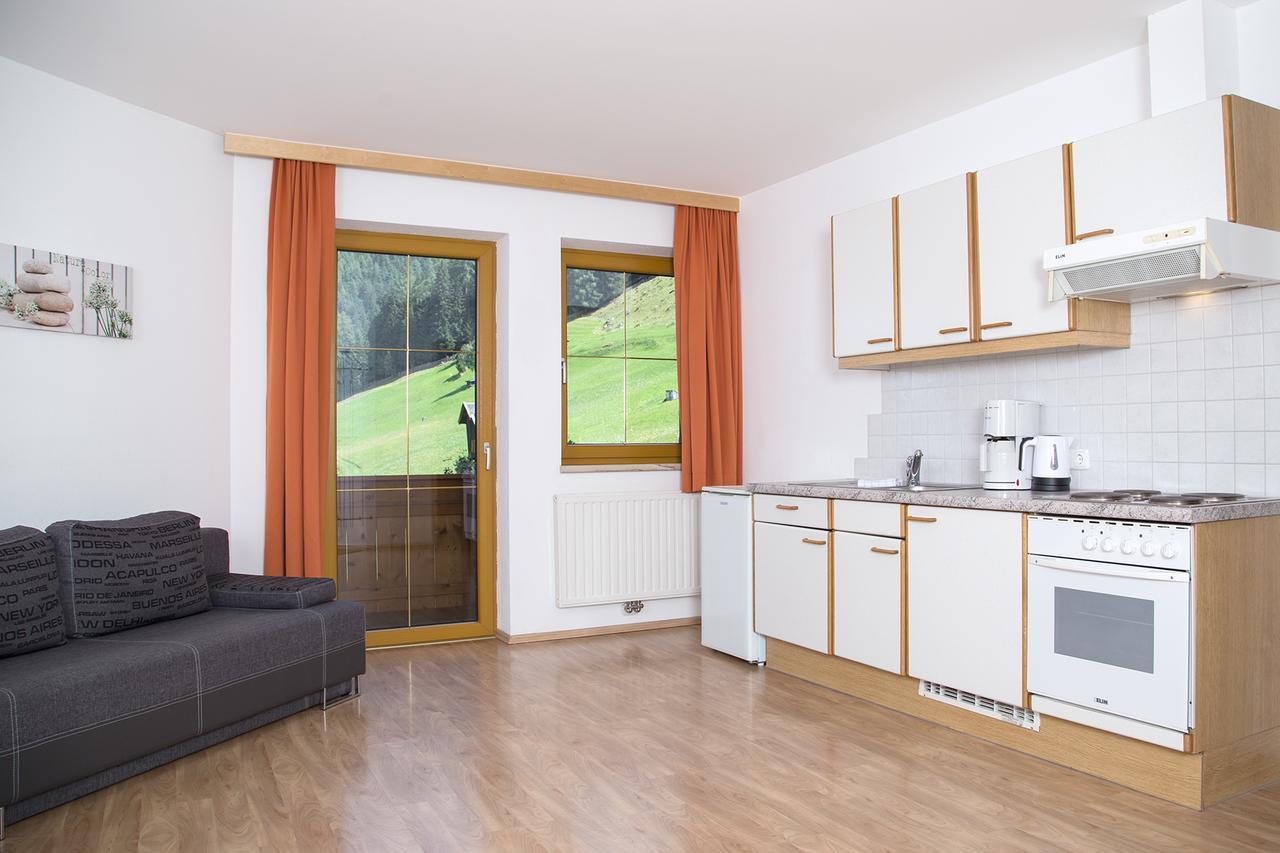 Kratzerwirt Apartments Нойштифт-им-Штубайталь Экстерьер фото