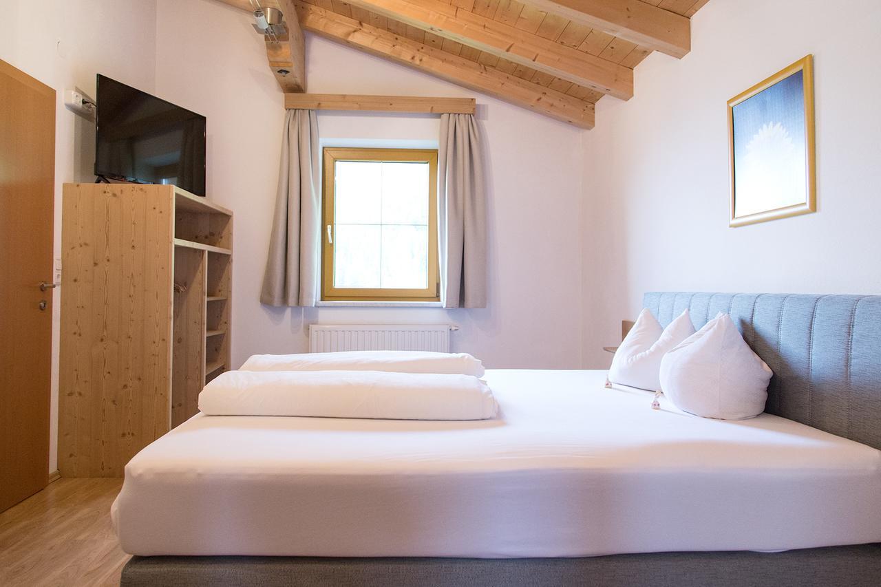 Kratzerwirt Apartments Нойштифт-им-Штубайталь Экстерьер фото